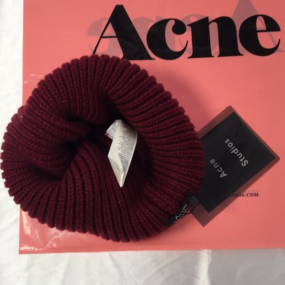 Acne Studios Pansy Beanie Burgundy - Picture 4 of 4